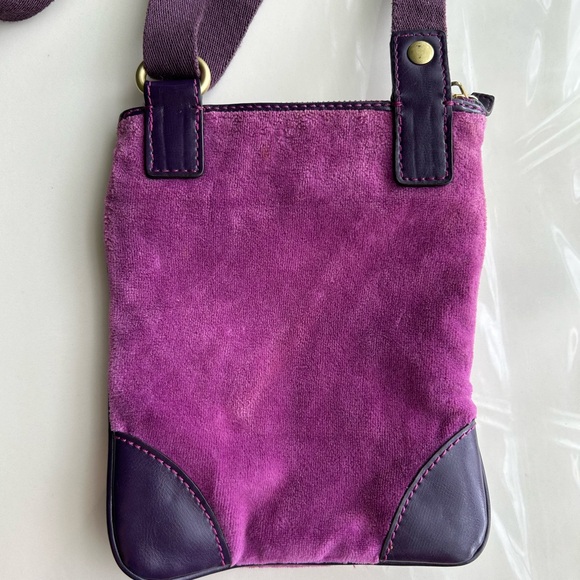 Vintage Juicy Couture Purple Velour Crossbody Bag Purse w/ Zipper Pockets Y2K - Picture 2 of 8